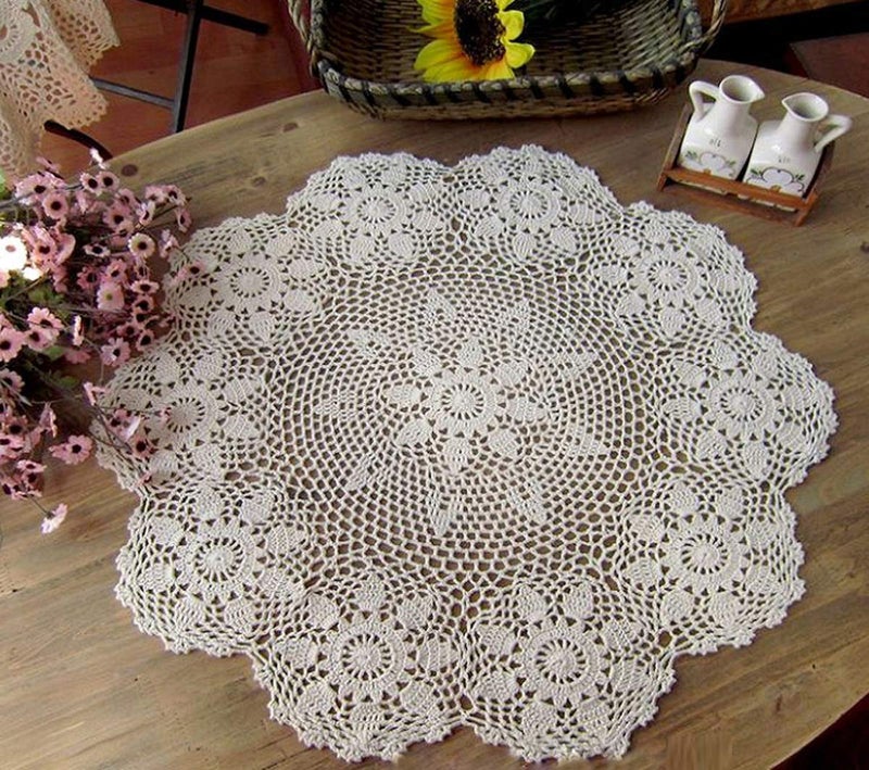 Damanni Beige Cotton Handmade Crochet Lace Tablecloth Doilies,Round,31 Inch - Image 3